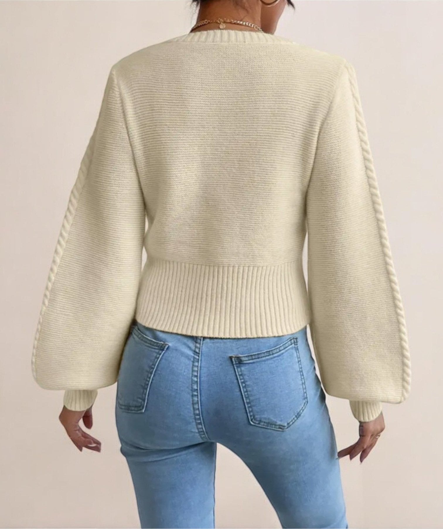 Elegant Knit Sweater – Square Neck, Balloon Sleeves, and Cozy Fit